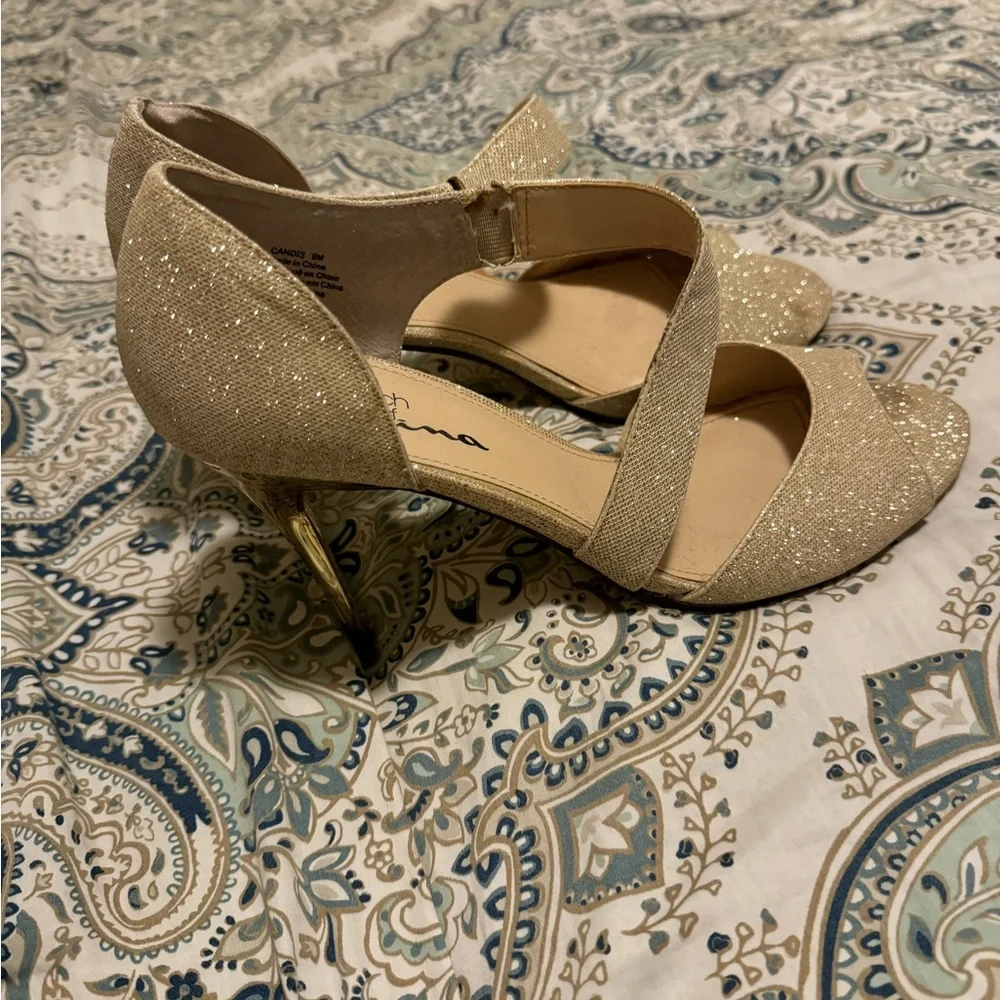 Dress Heels. Bridesmaid shoes - Picture 2 of 3